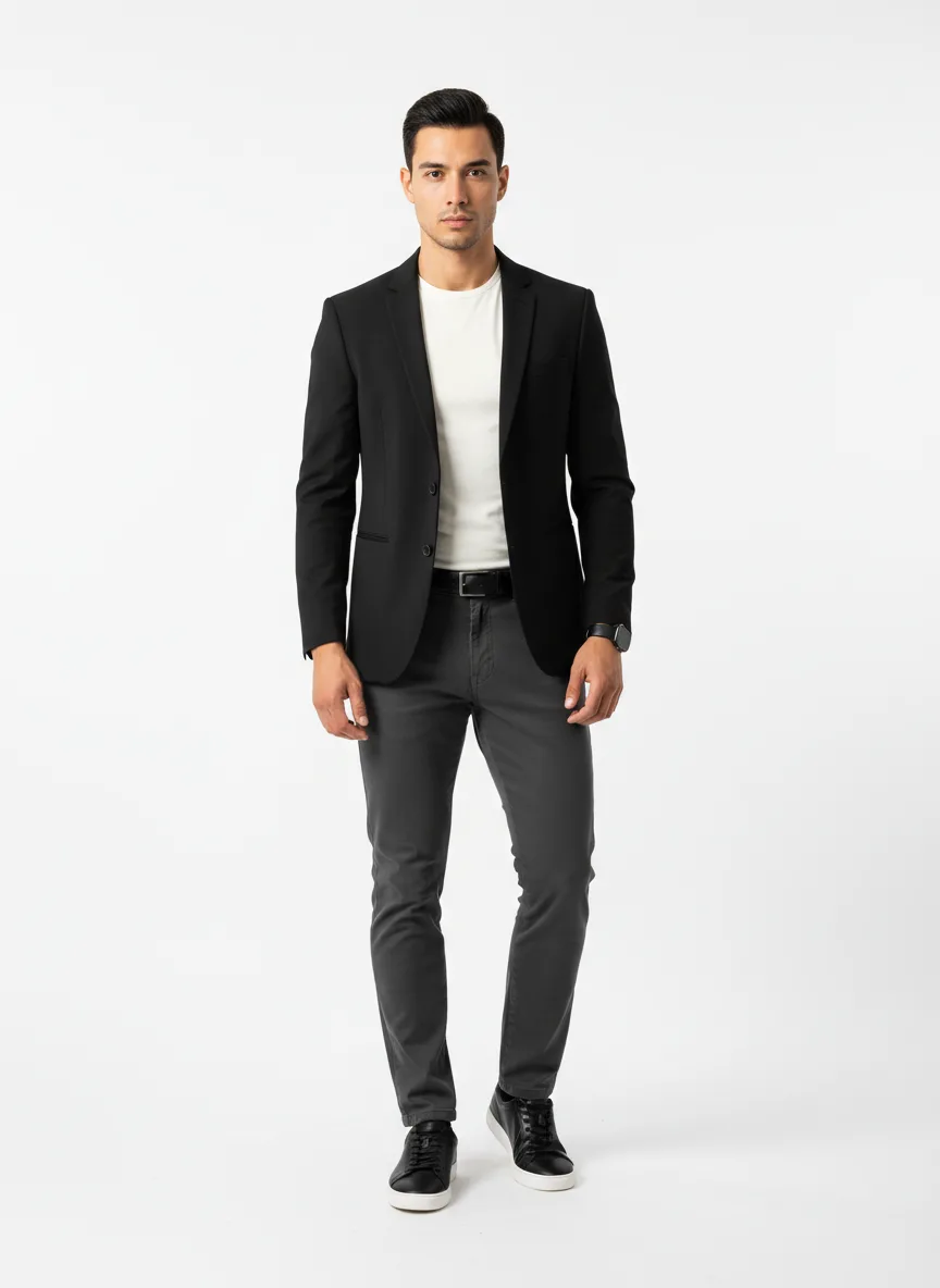 Date-night Outfit Idea: Mans black slim-fit blazer (noir)