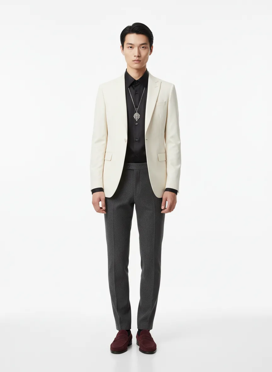 Outfit Idea for 17 year old Man, Thin body-type, Average height, Light skin, Black hair