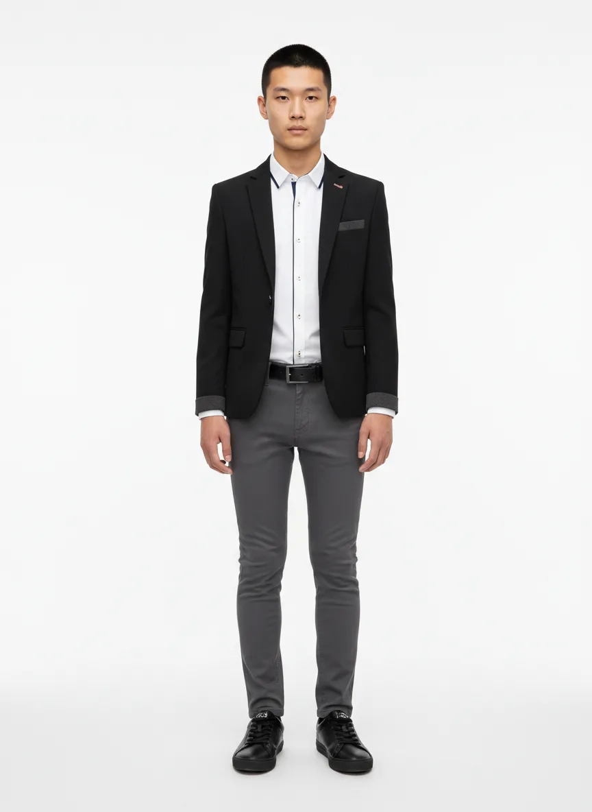 Nightclub Outfit Idea: Boy black slim-fit blazer with charcoal accents